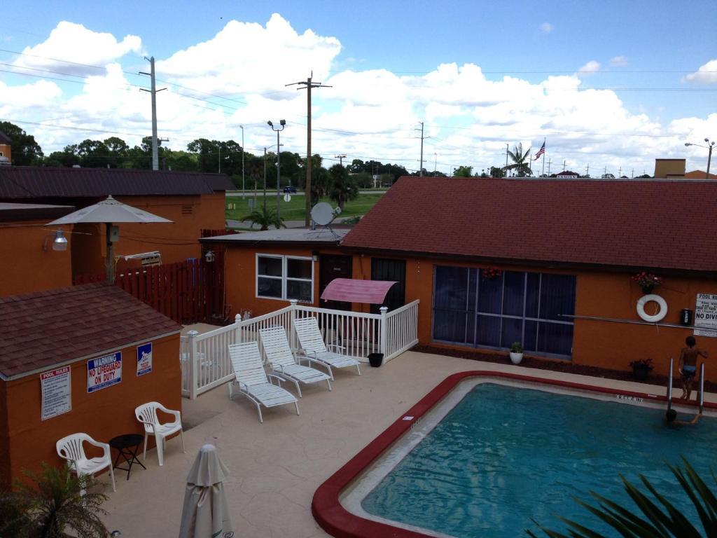 Americas Best Value Inn נורת' פורט מראה חיצוני תמונה