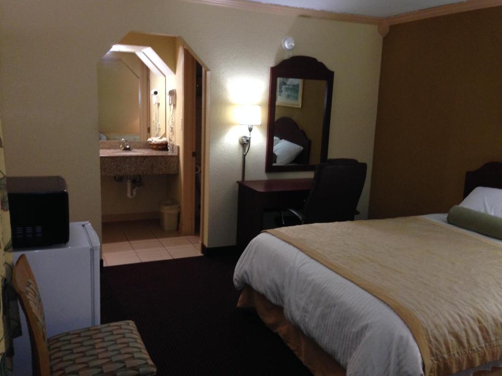 Americas Best Value Inn נורת' פורט חדר תמונה