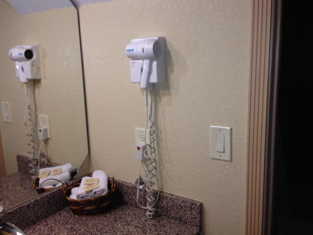 Americas Best Value Inn נורת' פורט חדר תמונה